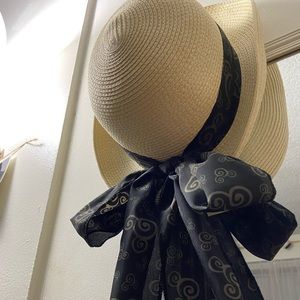 Disneyland Women’s Hat